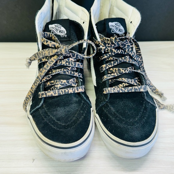 Vans Old Skool Sk8 Hi Zip Back Girl's Size 2.5 Sneakers Black White Leopard - Picture 3 of 4